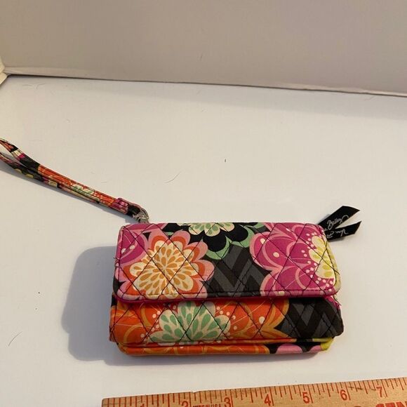 Vera wristlet 6”x3” - Picture 1 of 3